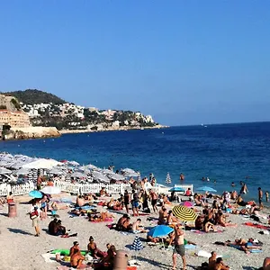 https://place-wilson.fr-provencehotel.com